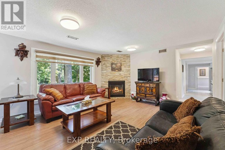 28569386/4229-rideau-valley-drive/manotick-village-manotick-estates/ottawa/ontario/K4M0A4_4