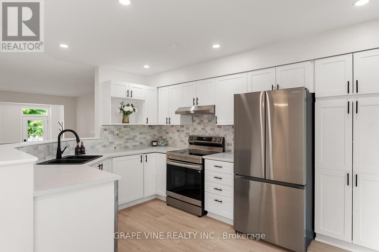 28560590/564-aberfoyle-circle/morgans-grantsouth-march/ottawa/ontario/K2K3R3_8