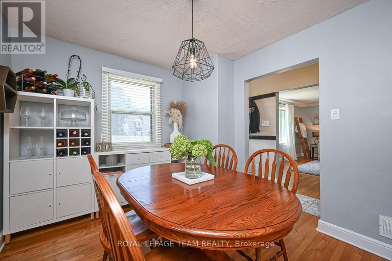 28754447/23-norice-street/meadowlandscrestview/ottawa/ontario/K2G2X3_9