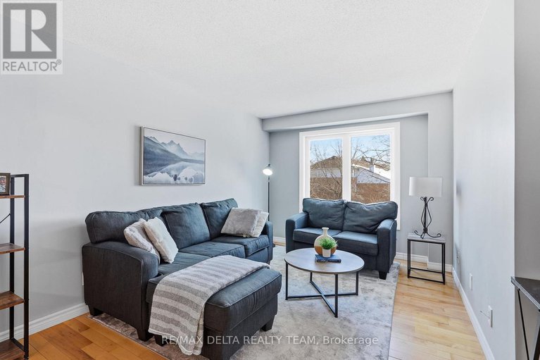 29382325/198-provender-avenue/cfb-rockcliffe-and-area/ottawa/ontario/K1K4N7_9