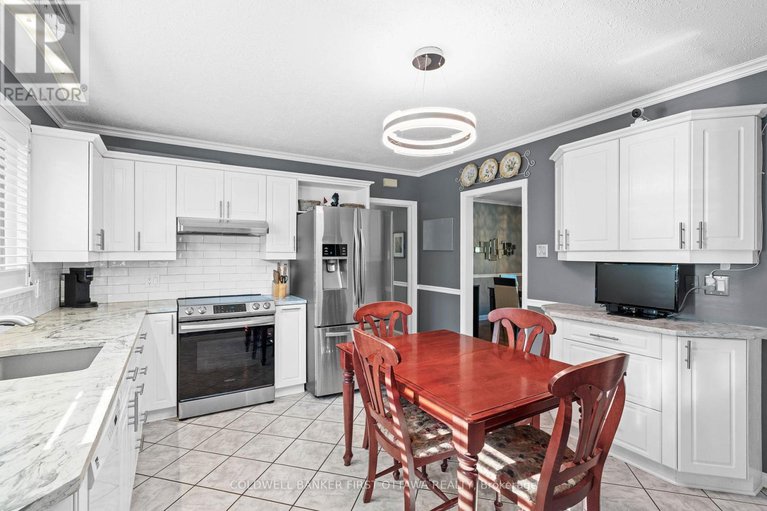 28466131/2024-corry-street/elmvale-acres/ottawa/ontario/K1G2M5_14