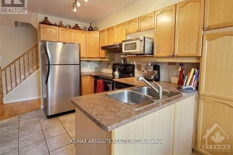 29035712/104-college-circle/castle-heights/ottawa/ontario/K1K4R9_11