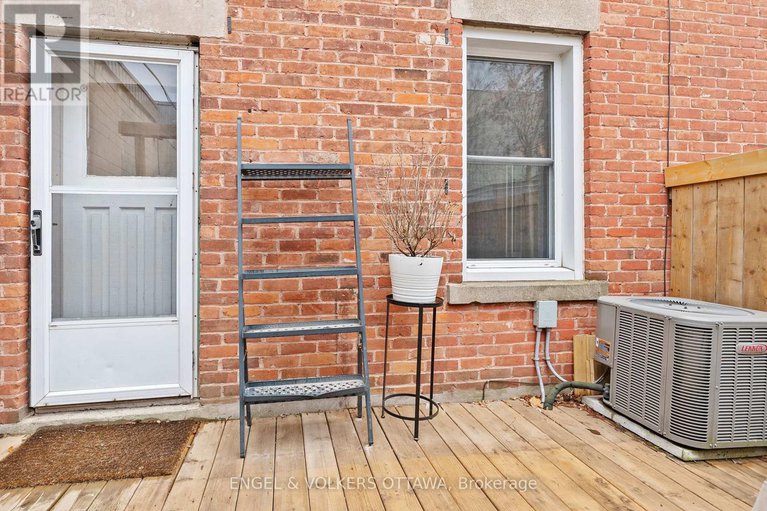 29161397/421-arlington-avenue/west-centre-town/ottawa/ontario/K1R6Z7_34