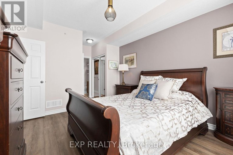 28736852/304-100-montblanc-private/convent-glen-north/ottawa/ontario/K1C0B2_26