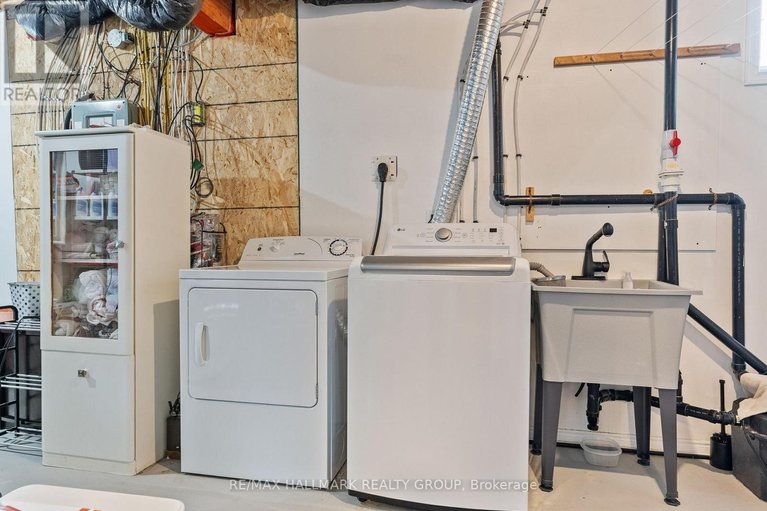 29573198/2431-dunning-road/cumberland-west/ottawa/ontario/K4C1L8_24