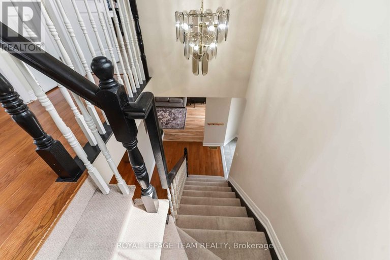 29670018/86-sai-crescent/hunt-club-park/ottawa/ontario/K1G5N9_24