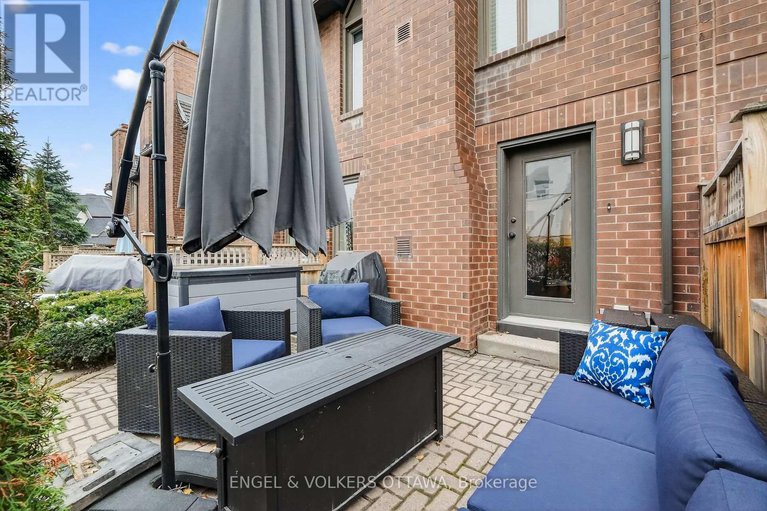 29238292/c8-111-echo-drive-w/ottawa-east/ottawa/ontario/K1S5K8_40