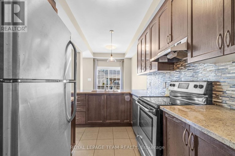 28376167/910-caldermill-private-w/stonebridge/ottawa/ontario/K2J0Z7_13