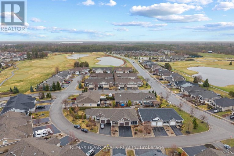 29636678/12-royalty-way/north-grenville-twp-kemptville-south/north-grenville/ontario/K0G1J0_38