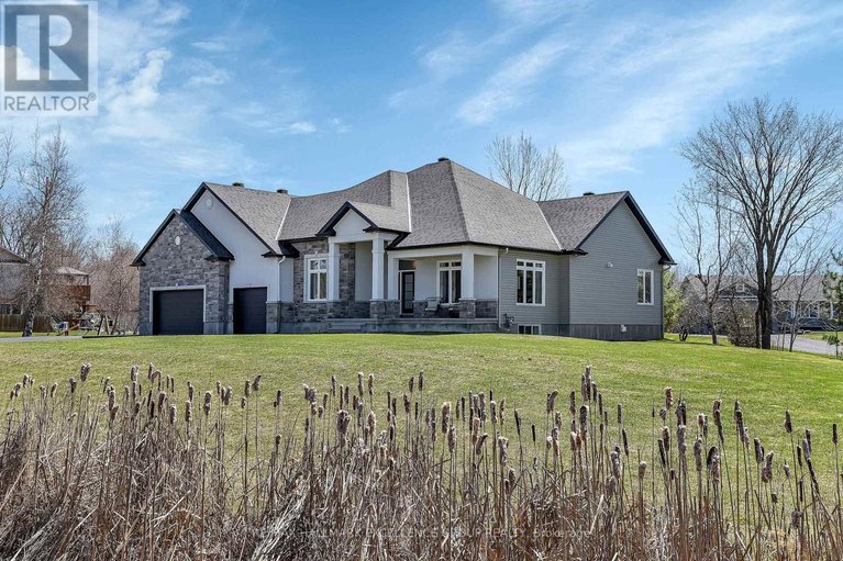 29663853/921-colette-street/clarencerockland-twp/clarence-rockland/ontario/K0A1E0_1