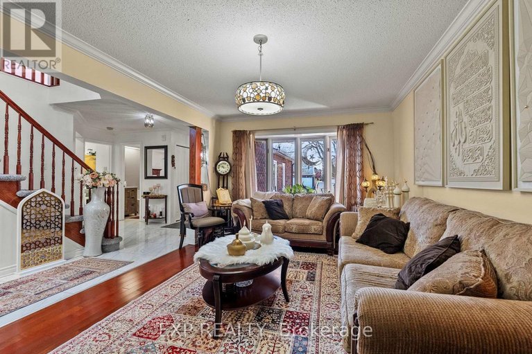 29638664/1582-blohm-drive/hunt-club-park/ottawa/ontario/K1G5K4_7