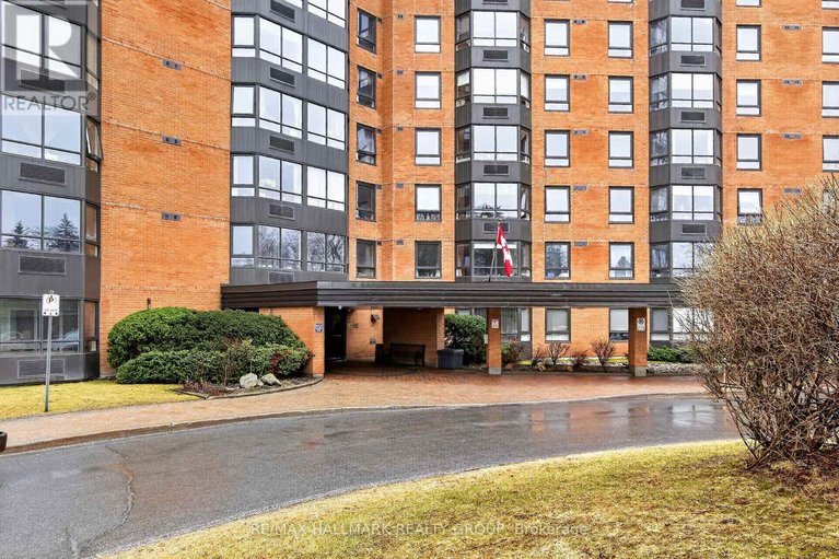 29629891/305-80-sandcastle-drive/leslie-park/ottawa/ontario/K2H9E7_2