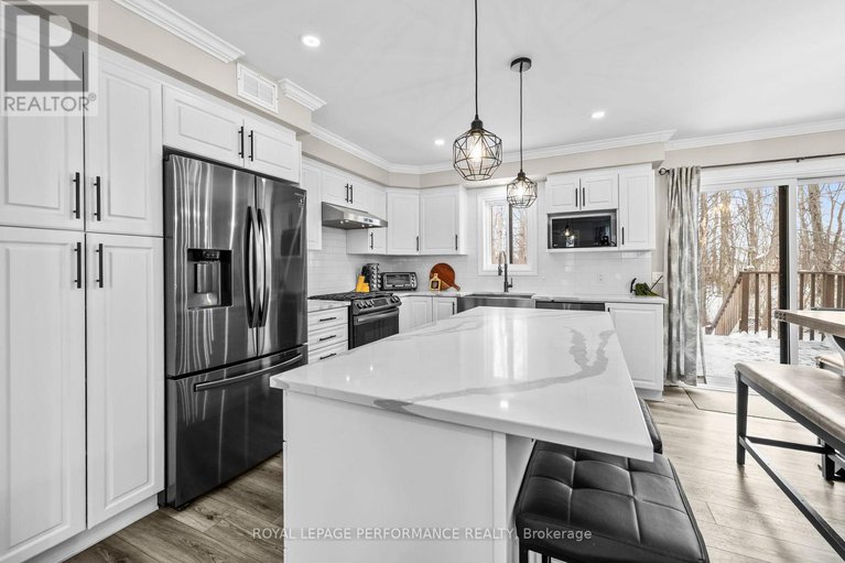 29228643/57-main-street/finch/north-stormont/ontario/K0C1K0_16