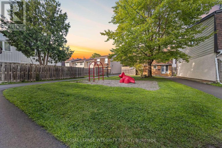 28819598/193-3310-southgate-road/south-keys/ottawa/ontario/K1V8X4_24