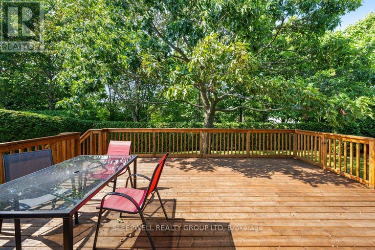 28669425/43-parkglen-drive/meadowlandsst-claire-gardens/ottawa/ontario/K2G3G7_38