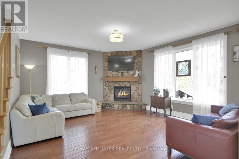 29174062/500-bradbury-court/kanata-north-west/ottawa/ontario/K2W0A1_3