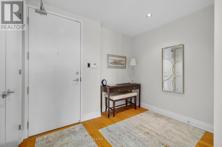 28485623/604-327-breezehill-avenue-s/west-centre-town/ottawa/ontario/K1Y1R6_7