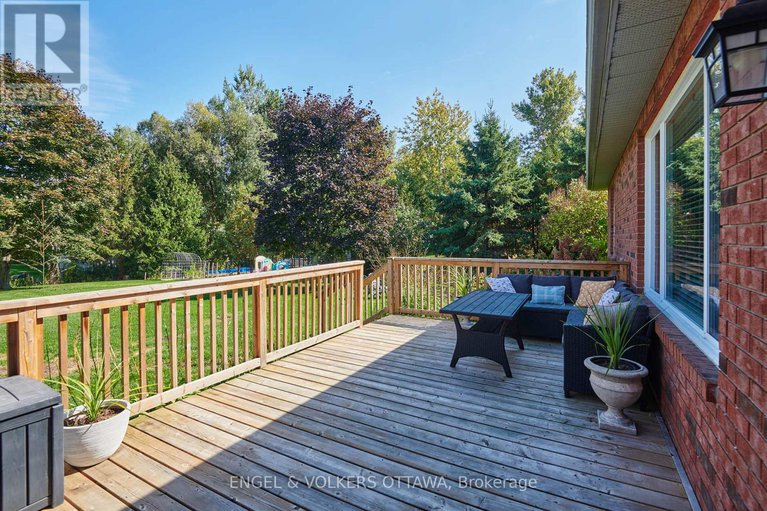 28912118/1491-stableview-way/greely/ottawa/ontario/K4P1P2_29