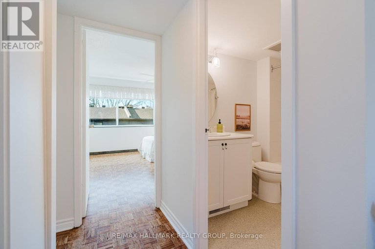 29608054/th2-300-queen-elizabeth-drive/glebe/ottawa/ontario/K1S3M6_23