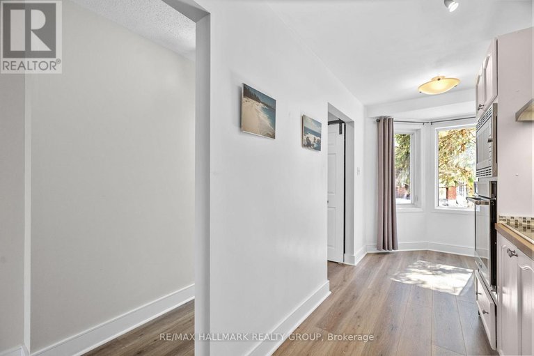 28052683/25-1400-wildberry-court/chapel-hill/ottawa/ontario/K1C7K6_7