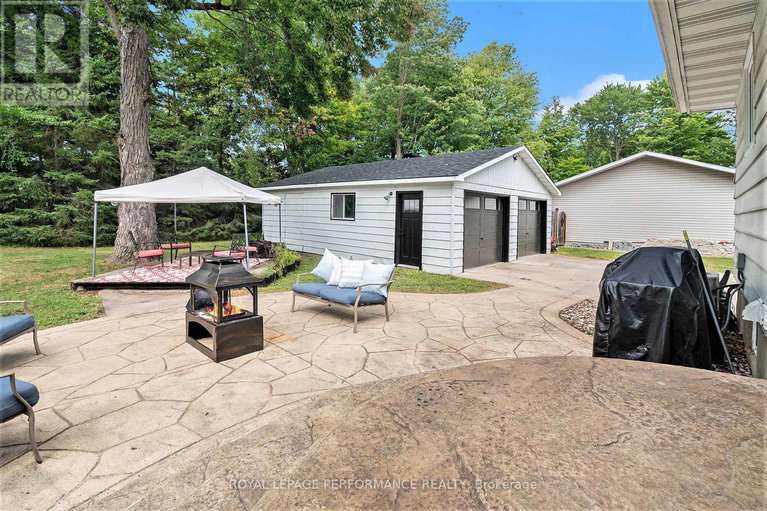 28814583/934-galaxie-avenue/navan/ottawa/ontario/K4B1M5_31