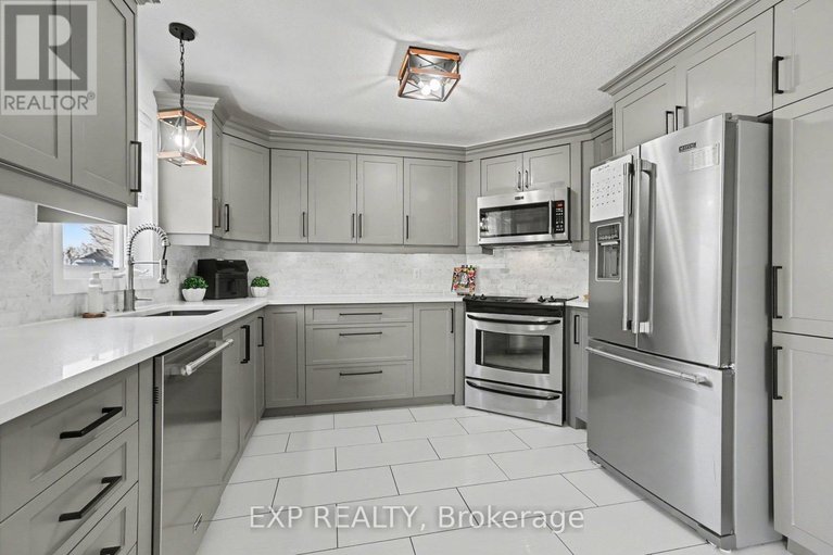 29645045/212-jasper-crescent/town-of-rockland/clarence-rockland/ontario/K4K0A3_14