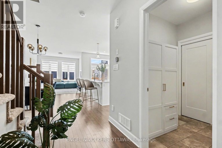 29646599/57-mandevilla-crescent/blossom-parkkemp-parkfindlay-creek/ottawa/ontario/K1T0Y2_2