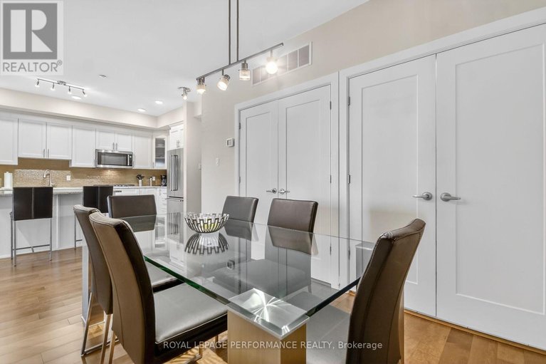 29315287/408-615-longfields-drive/longfields/ottawa/ontario/K2J6J3_16