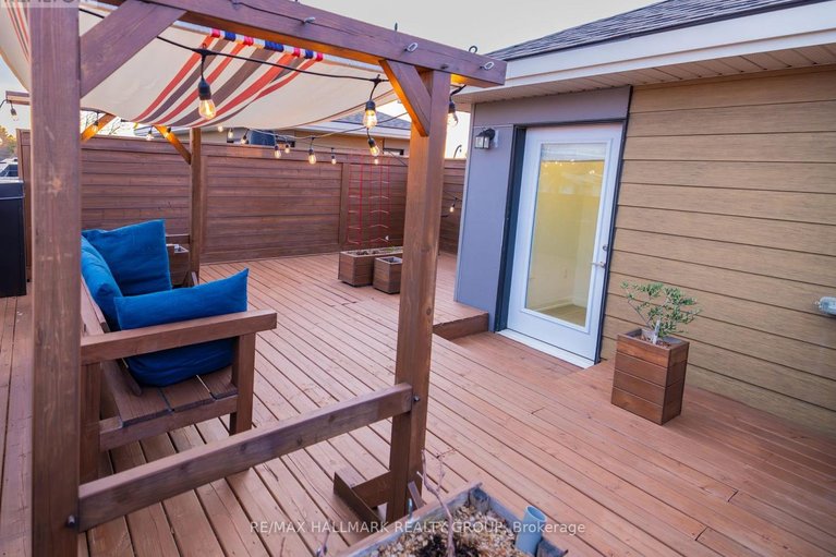 29664697/55-cherry-blossom-private-private-w/redwood-park/ottawa/ontario/K2H0C4_20