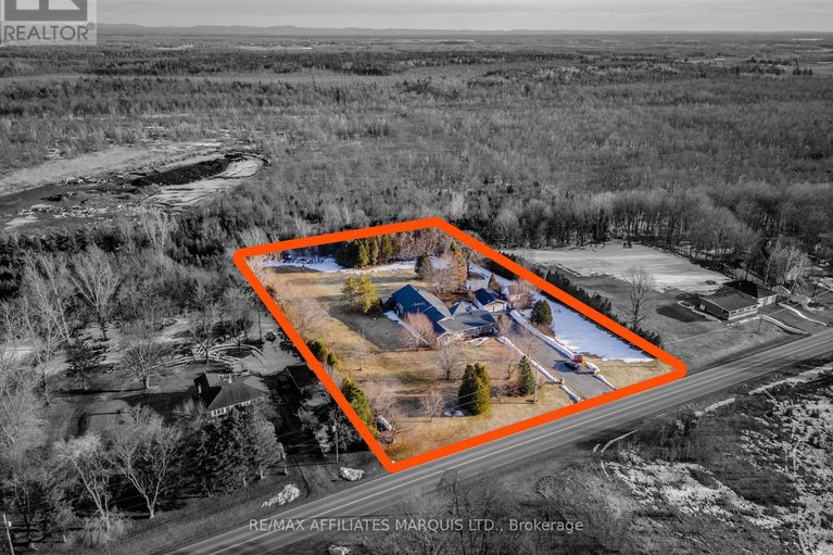 29466864/18824-glen-road/south-glengarry-charlottenburgh-twp/south-glengarry/ontario/K0C2J0_8