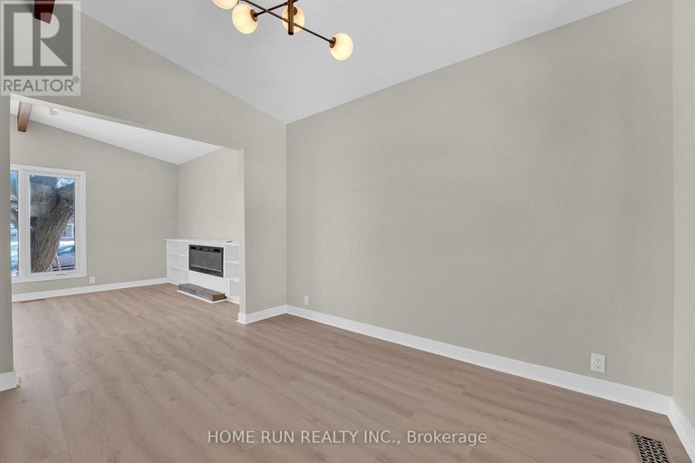 29593960/1259-meadowlands-drive-e/city-viewskylinefisher-heightsparkwood-hills/ottawa/ontario/K2E6K4_18