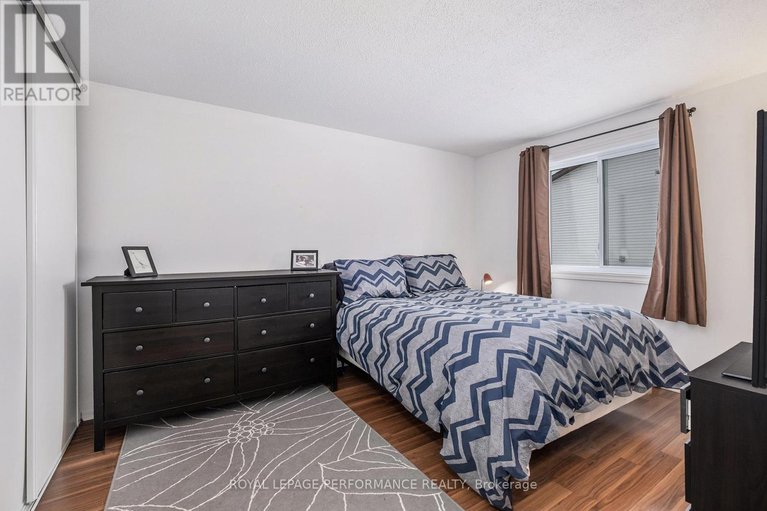 28652636/20-lovell-lane/westcliffe-estates/ottawa/ontario/K2H9B6_10
