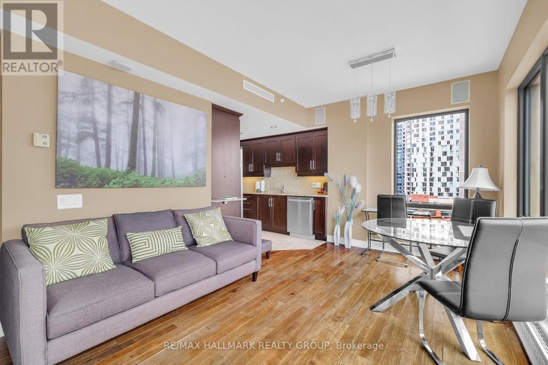 28466999/509-90-george-street/lower-townbyward-market/ottawa/ontario/K1N0A8_8