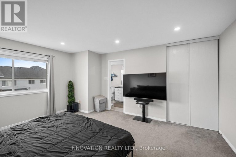 29615083/1287-klondike-road/morgans-grantsouth-march/ottawa/ontario/K2W1E2_17