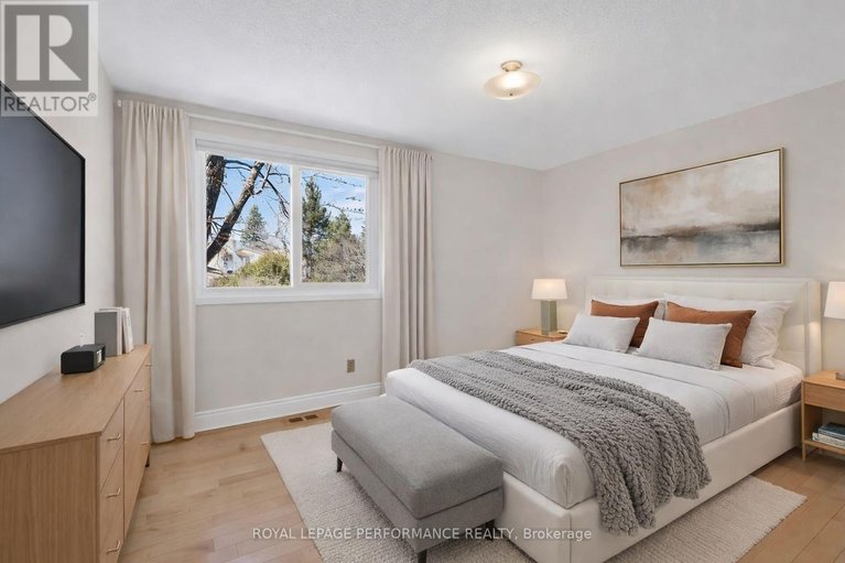 29643949/13-valley-ridge-street/borden-farmstewart-farmcarleton-heightsparkwood-hills/ottawa/ontario/K2E7W1_31