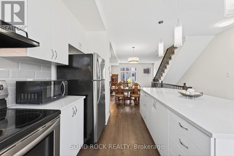 28928502/520-ozawa-private/cfb-rockcliffe-and-area/ottawa/ontario/K1K4Z8_19