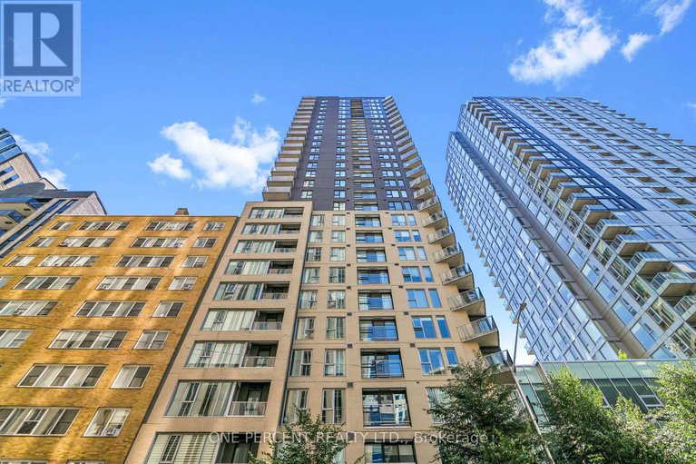 28549705/1905-40-nepean-street/ottawa-centre/ottawa/ontario/K2P0X5_1