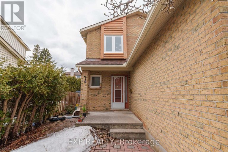 29614402/31-coolspring-crescent/borden-farmstewart-farmcarleton-heightsparkwood-hills/ottawa/ontario/K2E7M9_2