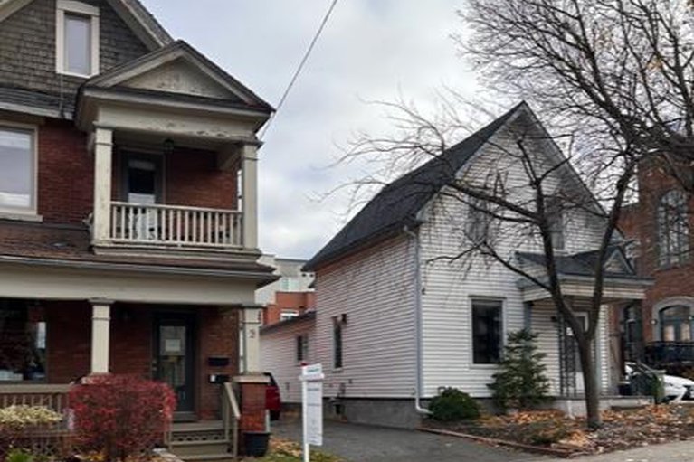 28310185/11-melrose-avenue/hintonburg/ottawa/ontario/K1Y1T8_20