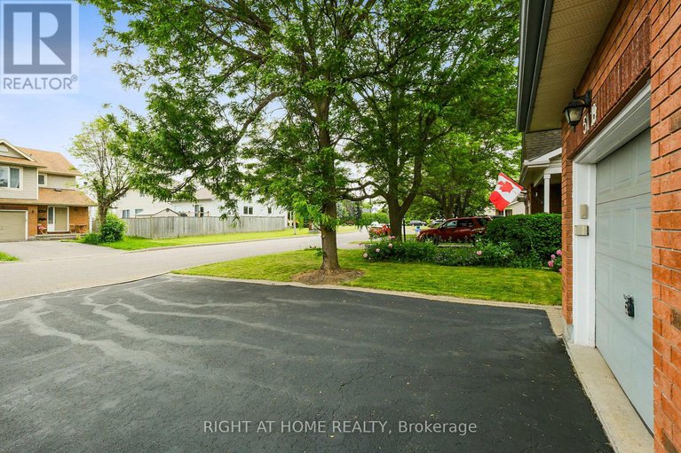 28485638/5119-lerner-way/beacon-hill-south/ottawa/ontario/K1J1B3_5
