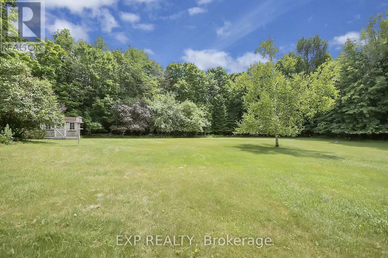 28592980/182-robertson-drive/lanark-highlands-lanark-village/lanark-highlands/ontario/K0G1K0_43