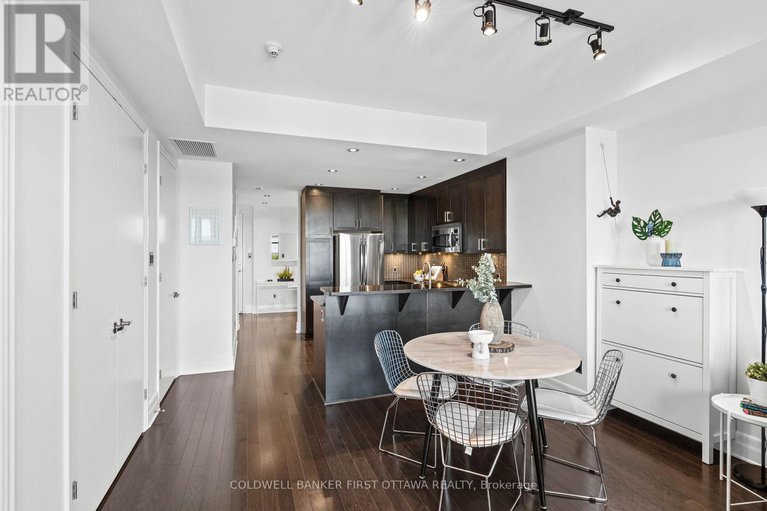 28426797/705-327-breezehill-avenue/west-centre-town/ottawa/ontario/K1Y1R6_16