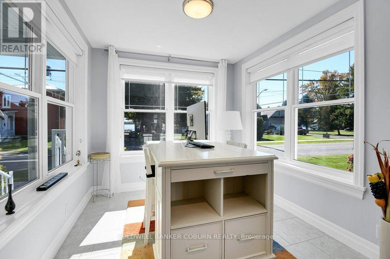 29382329/54-lakeshore-drive/morrisburg/south-dundas/ontario/K0C1X0_11