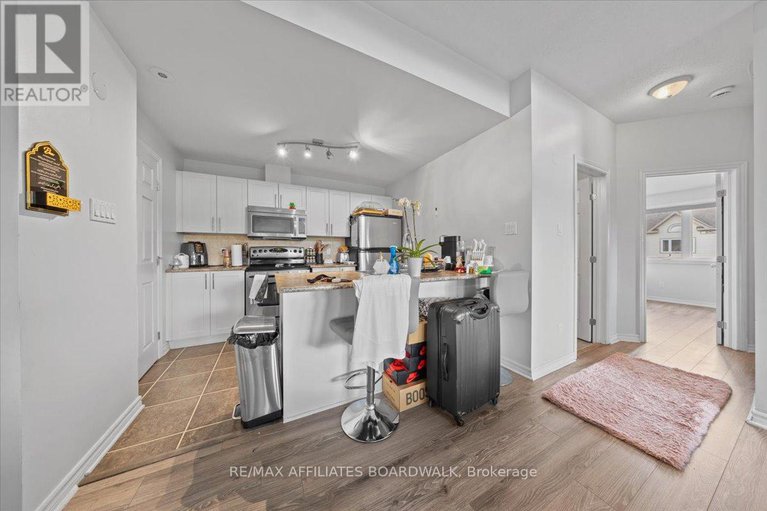 28353467/i-241-crestway-crescent-drive/barrhaven-east/ottawa/ontario/K2G0A9_9