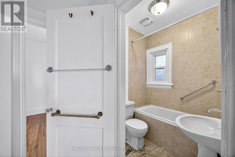 29003192/530-cambridge-street-s/west-centre-town/ottawa/ontario/K1S4J3_29