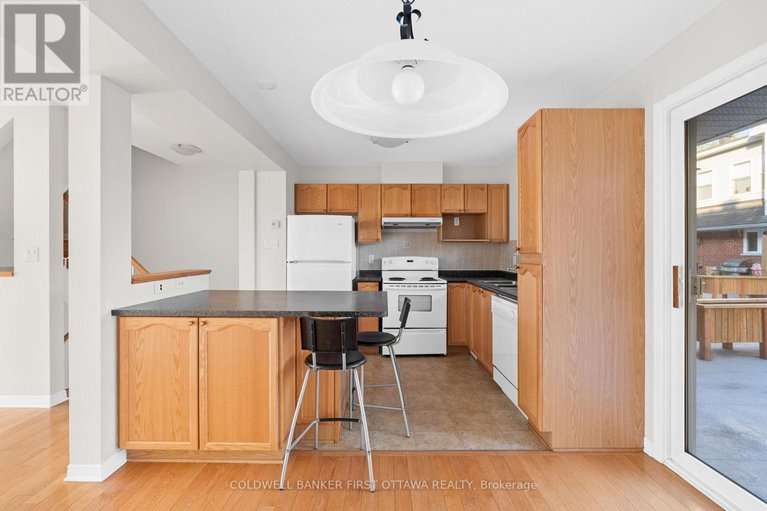 28333464/106-monterey-drive/leslie-park/ottawa/ontario/K2H7A8_11