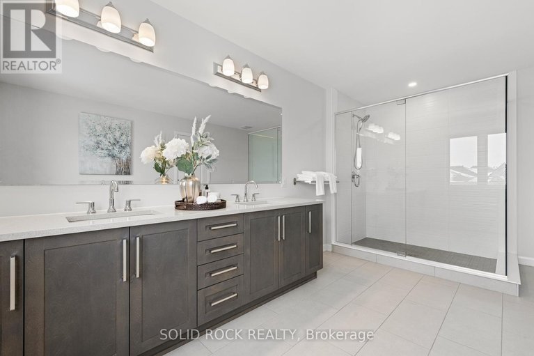 29667362/42-conch-way/mahogany-community/ottawa/ontario/K4M0M4_24