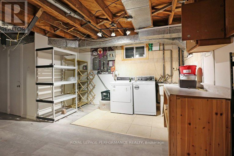 28664290/1388-wesmar-drive/alta-vista/ottawa/ontario/K1H7T5_36
