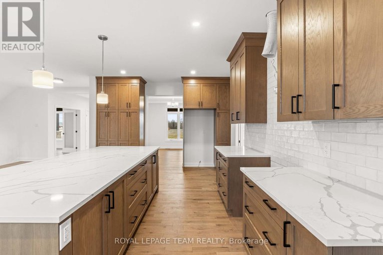 28501973/71-hogan-drive/mcnabbraeside-twps/mcnabbraeside/ontario/K7S0H8_13