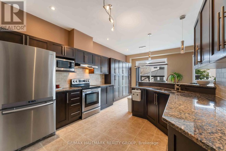 28797625/409-tartaruga-lane/cedargrovefraserdale/ottawa/ontario/K2J0E2_12